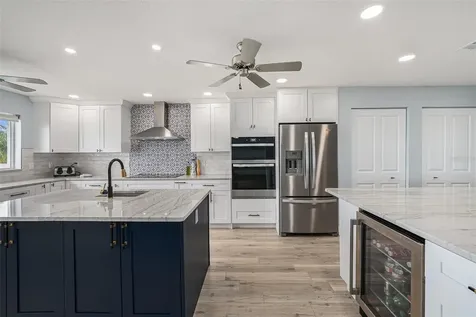 5694 Oakhurst Drive Seminole FL 33772