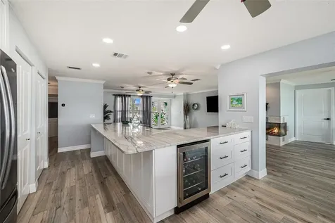 5694 Oakhurst Drive Seminole FL 33772