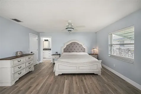 5694 Oakhurst Drive Seminole FL 33772