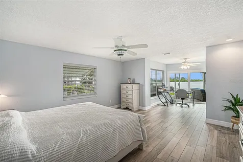 5694 Oakhurst Drive Seminole FL 33772
