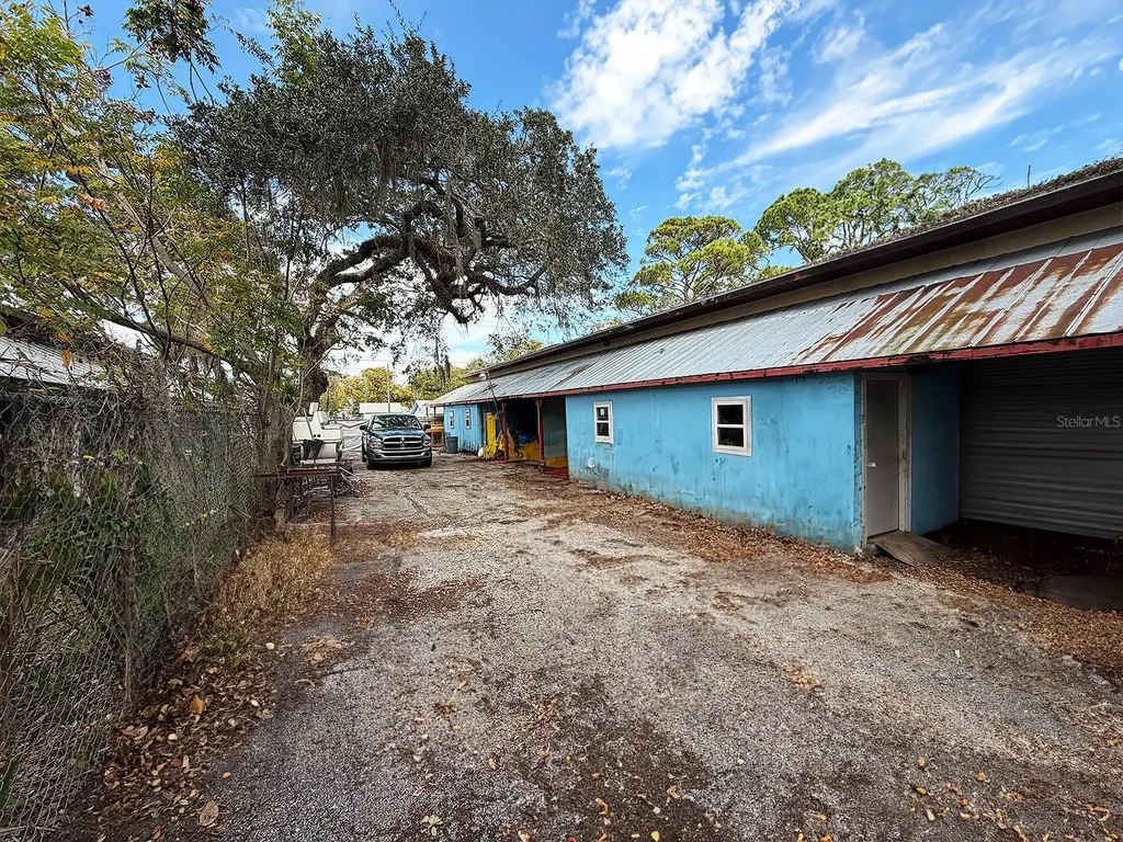 6028 Pine Hill Road Port Richey FL 34668