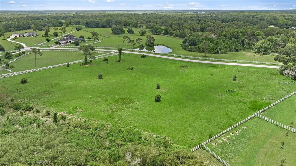 15945 Painted Post Lane Sarasota FL 34240