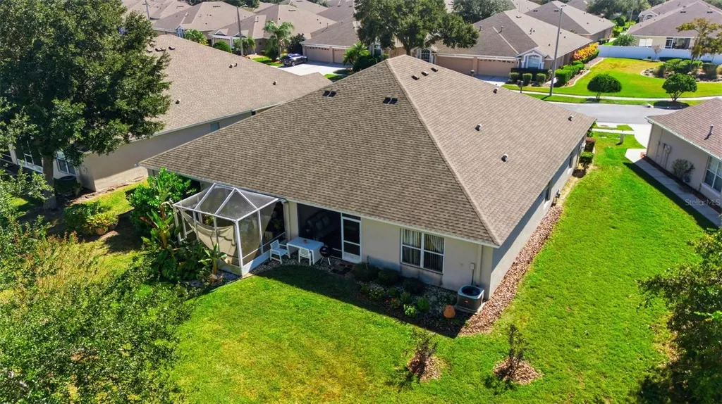 30907 Whitlock Drive Wesley Chapel FL 33543