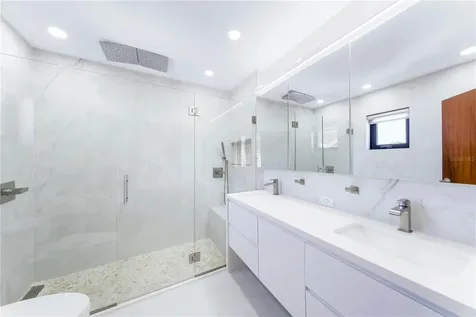 552 Waymouth Street San Juan PR 00907