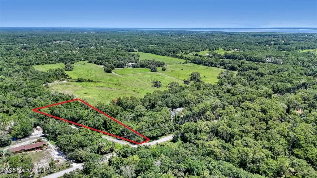 4300 Burkholm Road Mims FL 32754