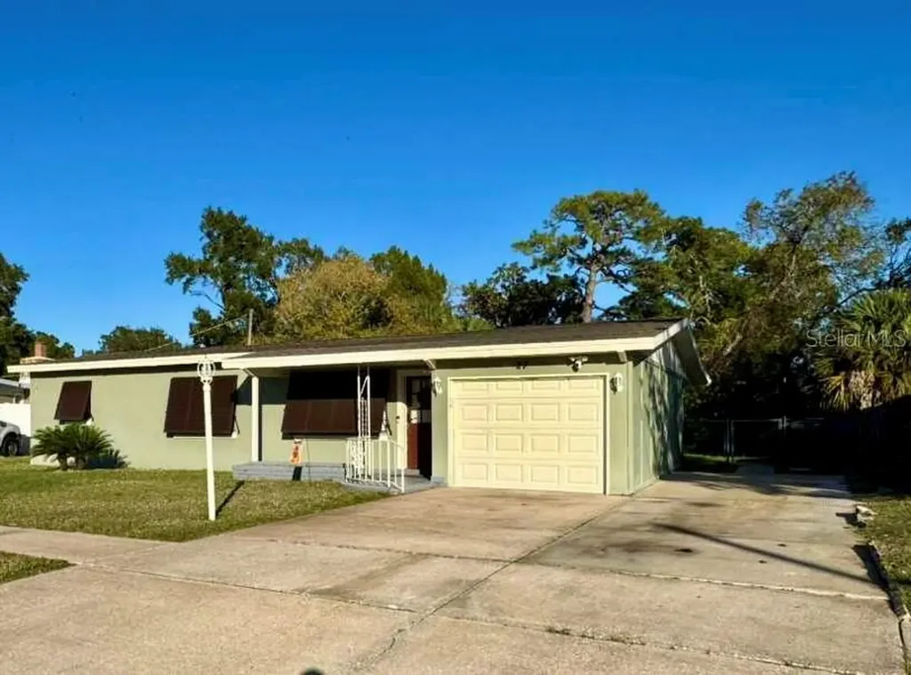 27 Garnet Avenue Titusville FL 32796