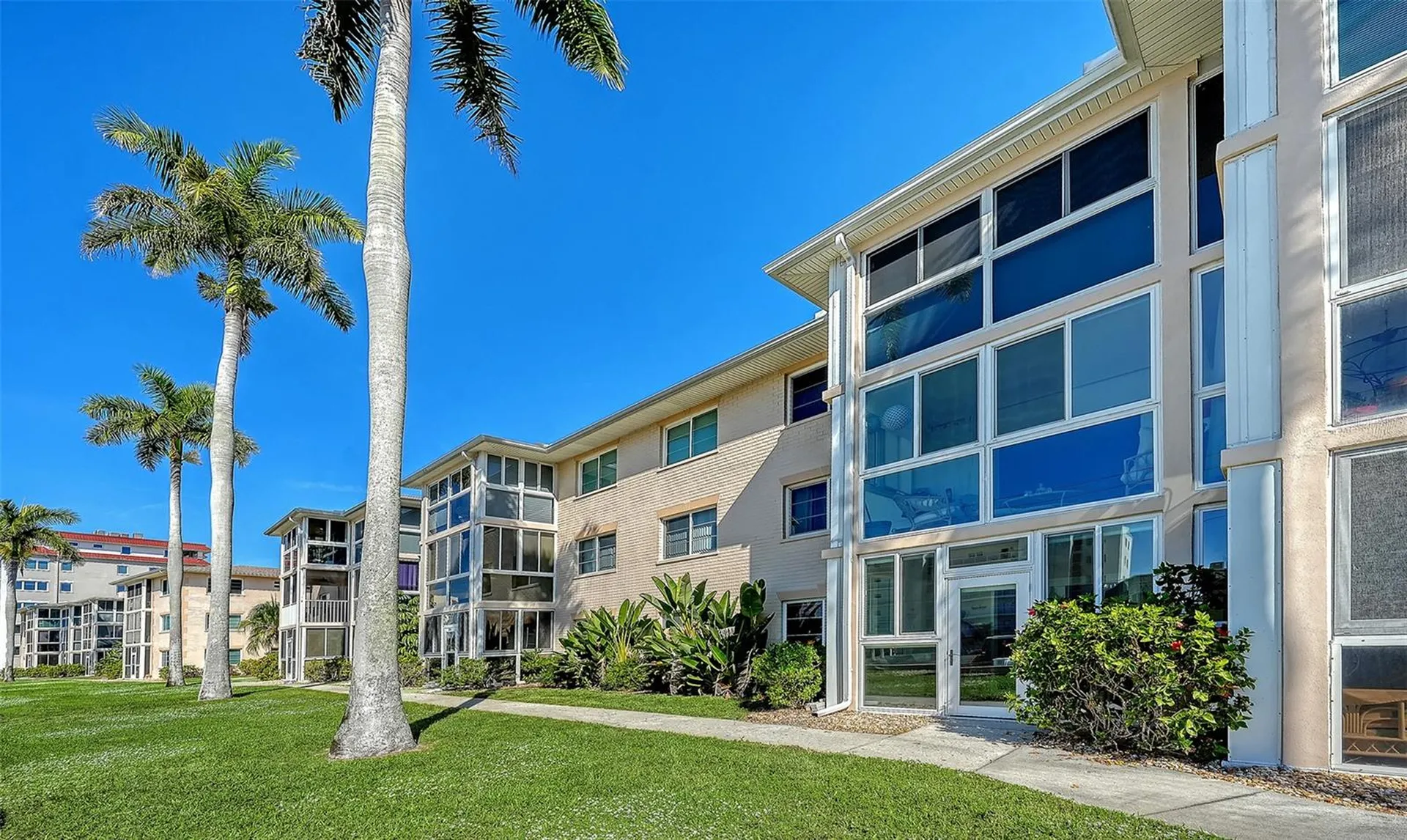 200 The Esplanade N Venice FL 34285