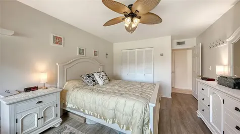 200 The Esplanade N Venice FL 34285
