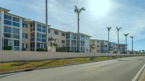 200 The Esplanade N Venice FL 34285
