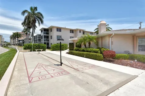 200 The Esplanade N Venice FL 34285