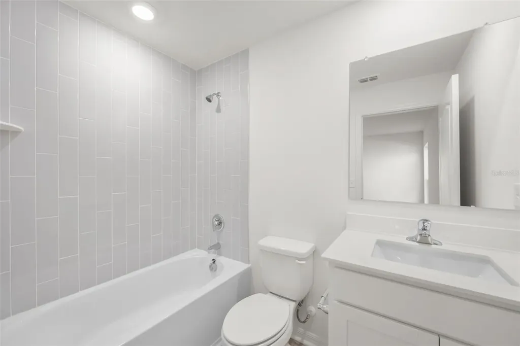 13316 Tula Loop Astatula FL 34705