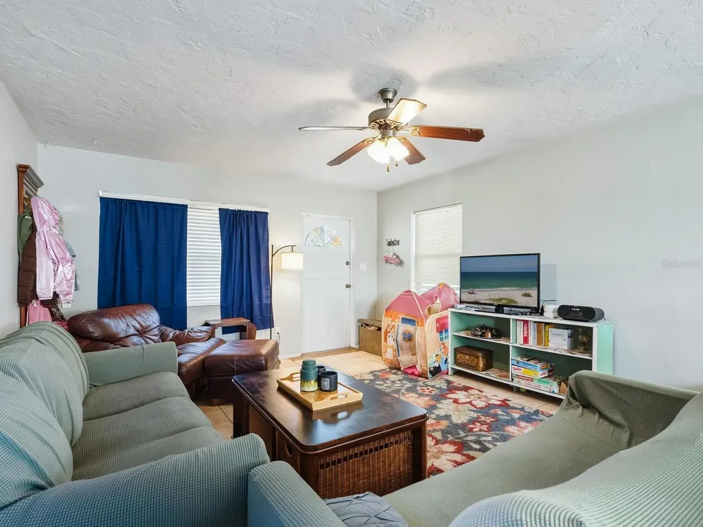 1907 Harvard Avenue Bradenton FL 34207