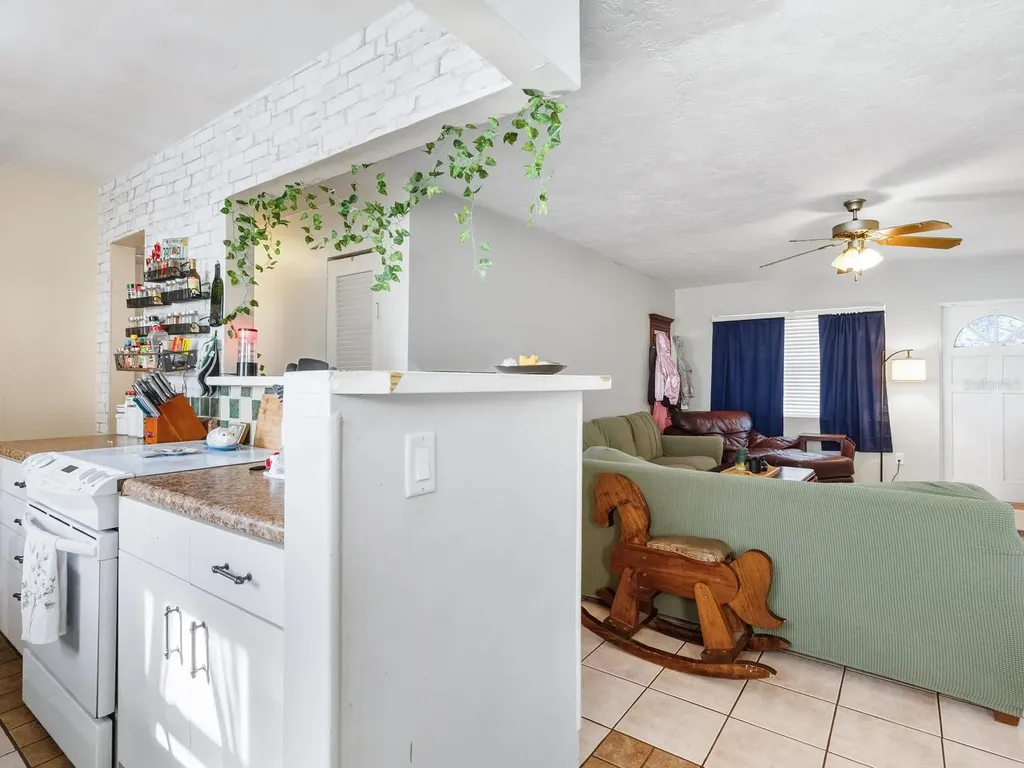 1907 Harvard Avenue Bradenton FL 34207