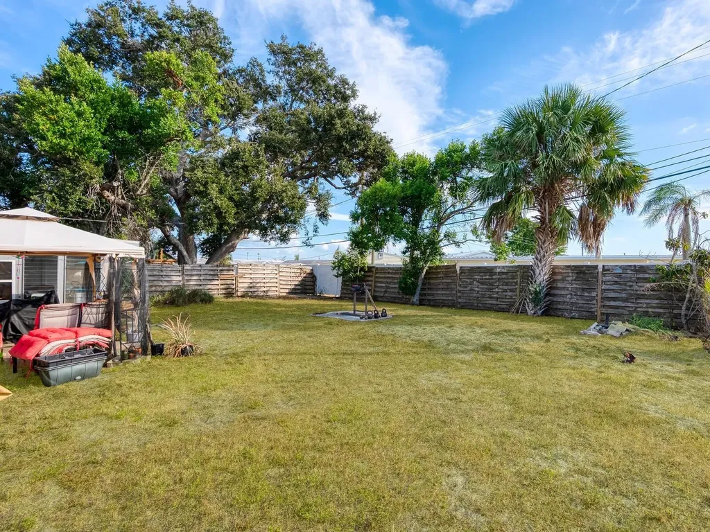 1907 Harvard Avenue Bradenton FL 34207
