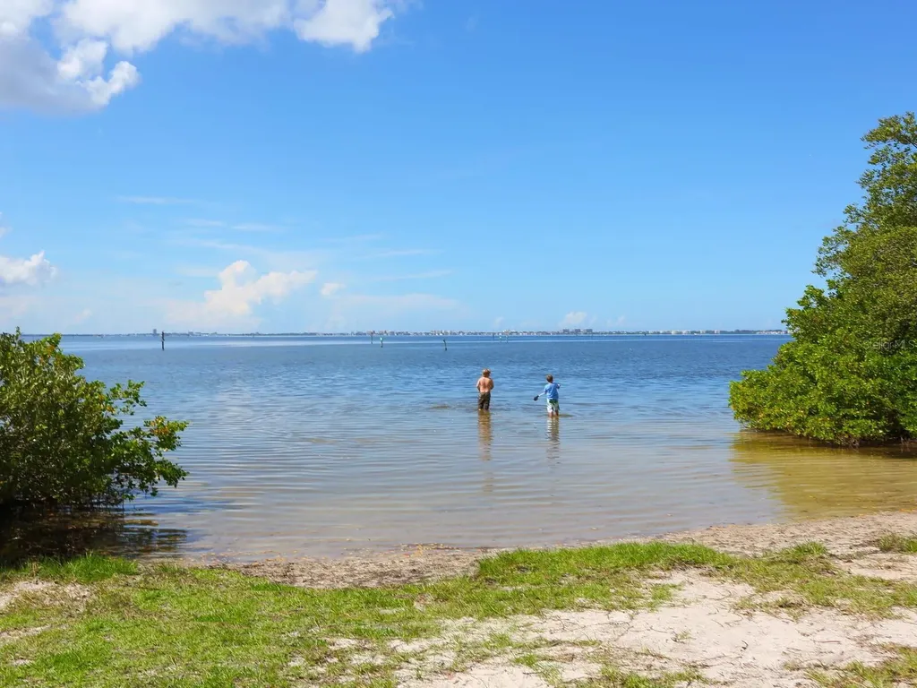 1907 Harvard Avenue Bradenton FL 34207