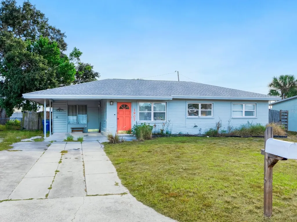 1907 Harvard Avenue Bradenton FL 34207