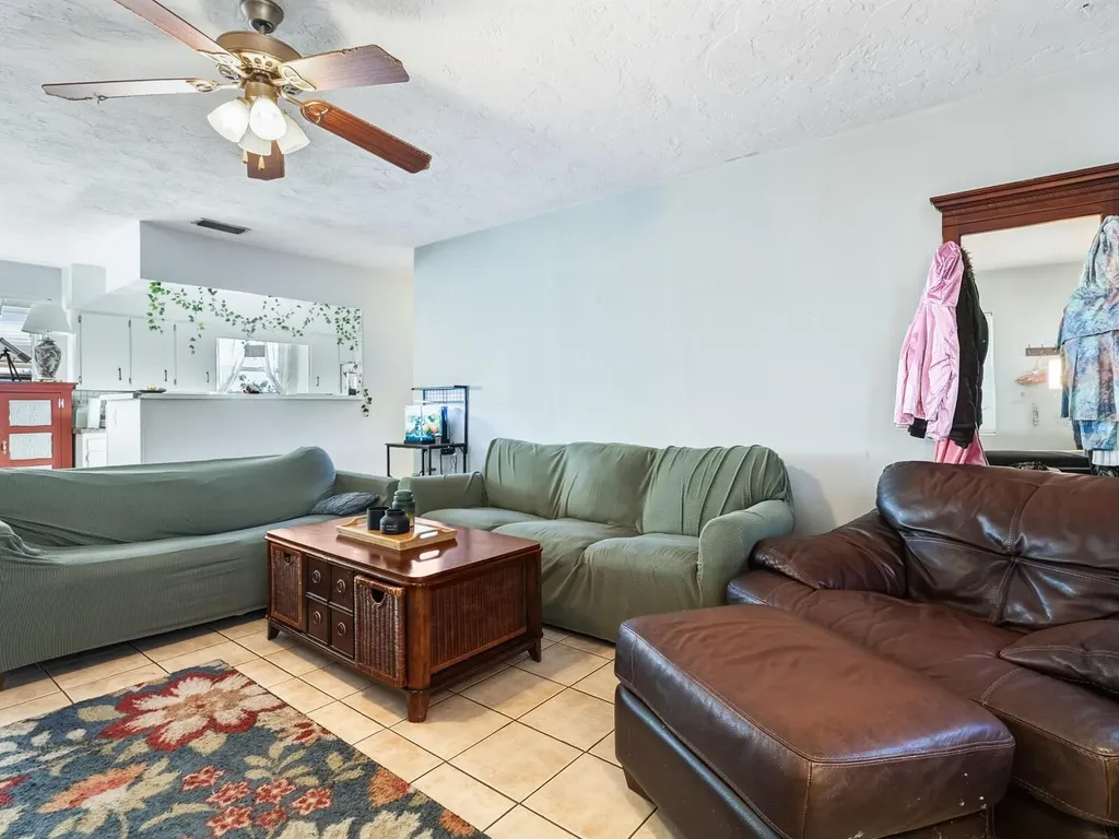 1907 Harvard Avenue Bradenton FL 34207