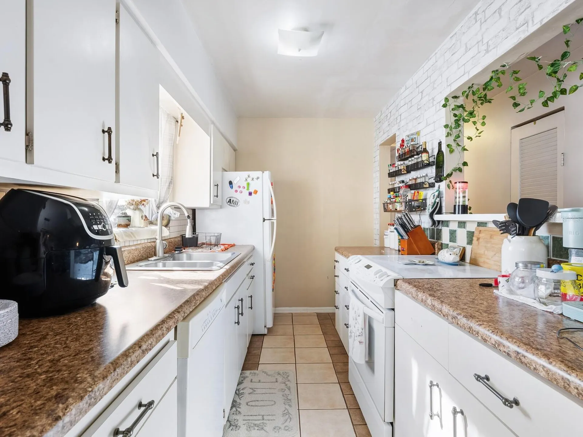 1907 Harvard Avenue Bradenton FL 34207