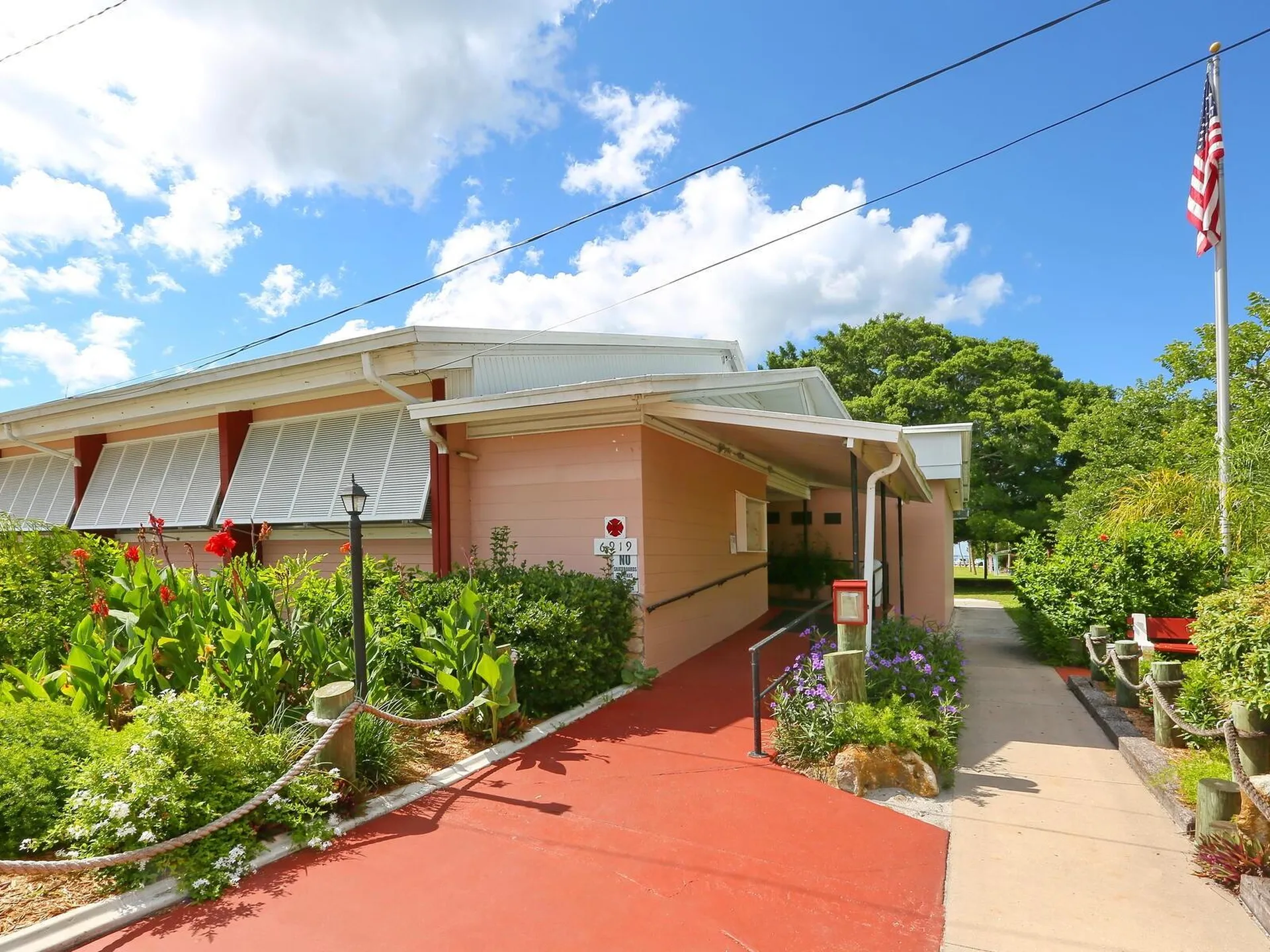 1907 Harvard Avenue Bradenton FL 34207