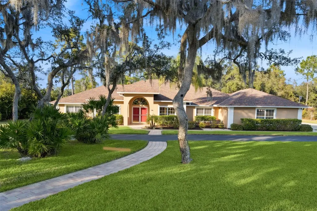 15305 Shady Lane Tavares FL 32778