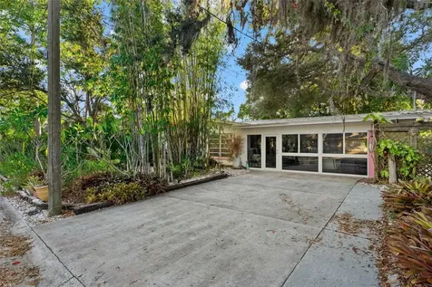 2207 Hickory Avenue Sarasota FL 34234