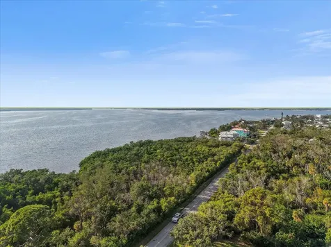 2308 Palma Sola Boulevard Bradenton FL 34209