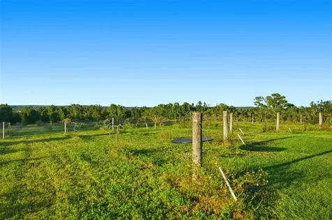 21509 Snow Hill Road Brooksville FL 34601
