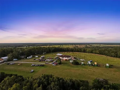 21509 Snow Hill Road Brooksville FL 34601