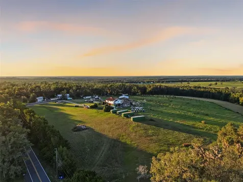 21509 Snow Hill Road Brooksville FL 34601