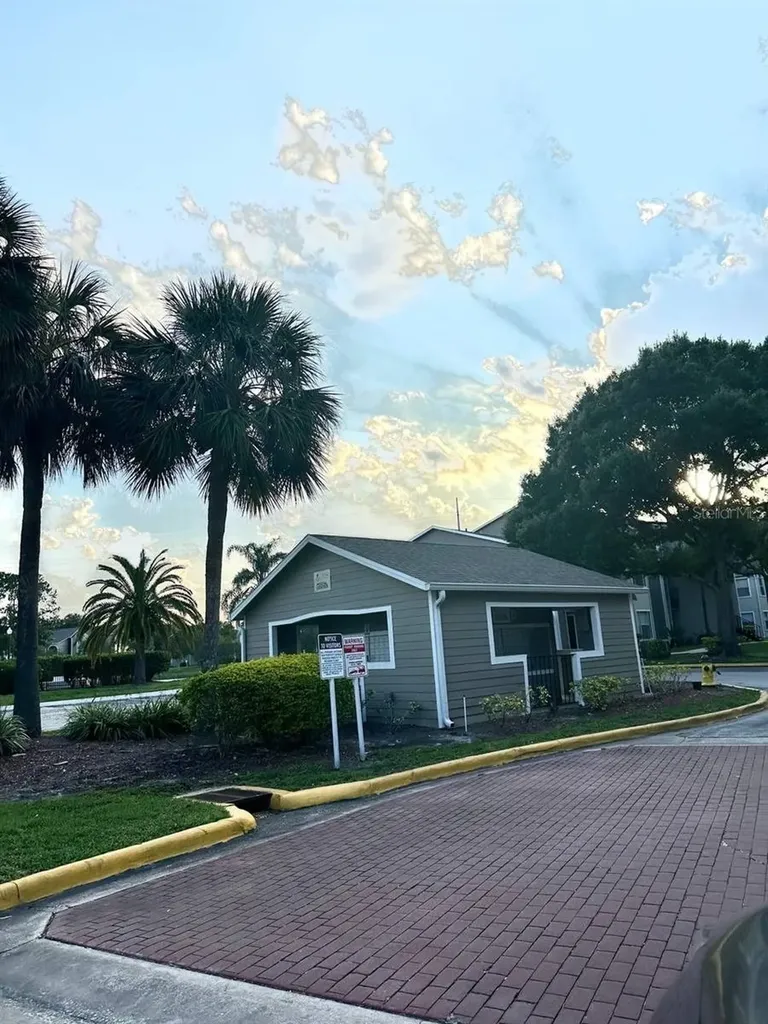 4772 Walden Circle Orlando FL 32811