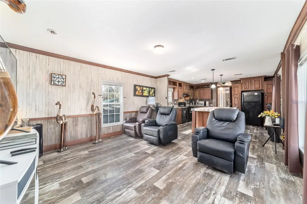 14181 SE 211th Court Umatilla FL 32784