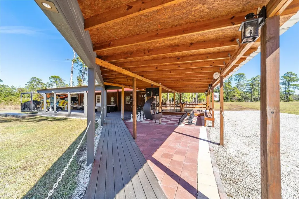 14181 SE 211th Court Umatilla FL 32784