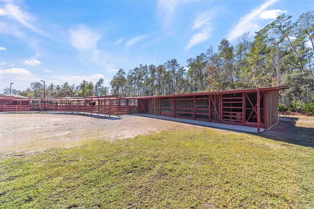 14181 SE 211th Court Umatilla FL 32784