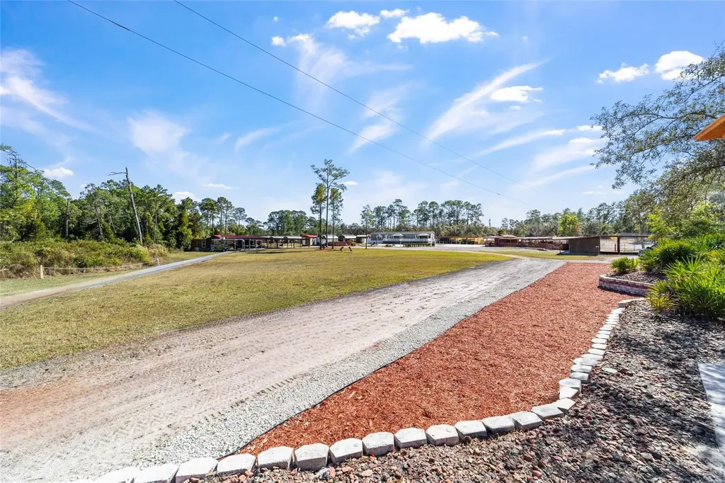 14181 SE 211th Court Umatilla FL 32784
