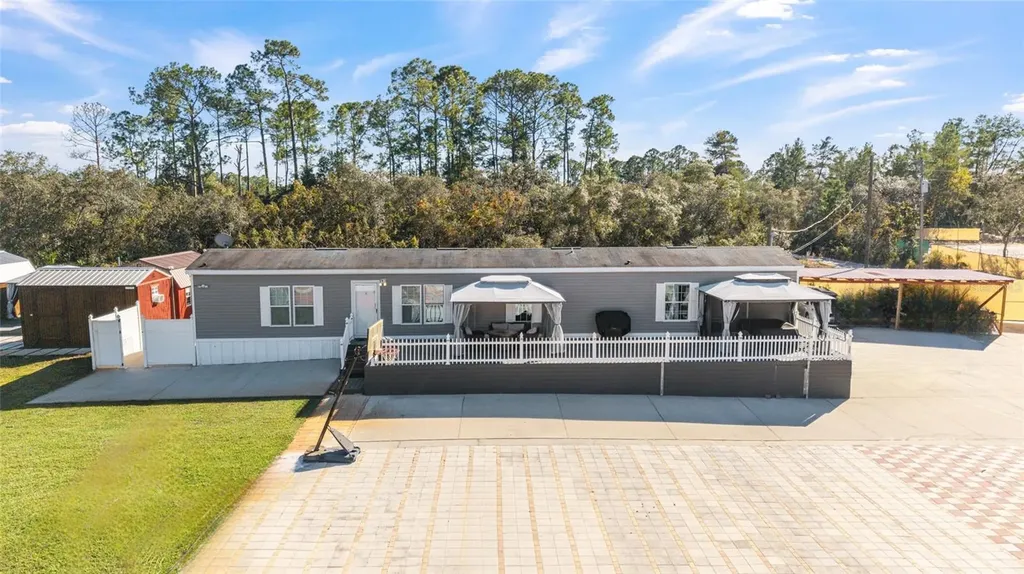 14181 SE 211th Court Umatilla FL 32784