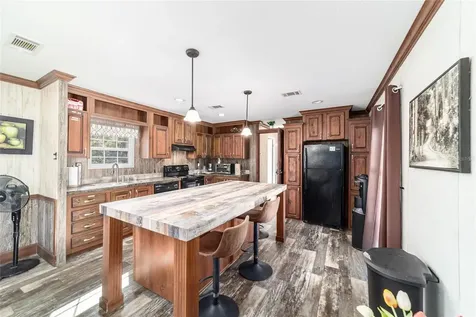14181 SE 211th Court Umatilla FL 32784