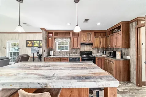 14181 SE 211th Court Umatilla FL 32784