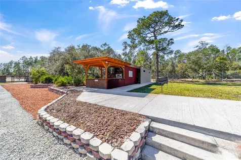 14181 SE 211th Court Umatilla FL 32784