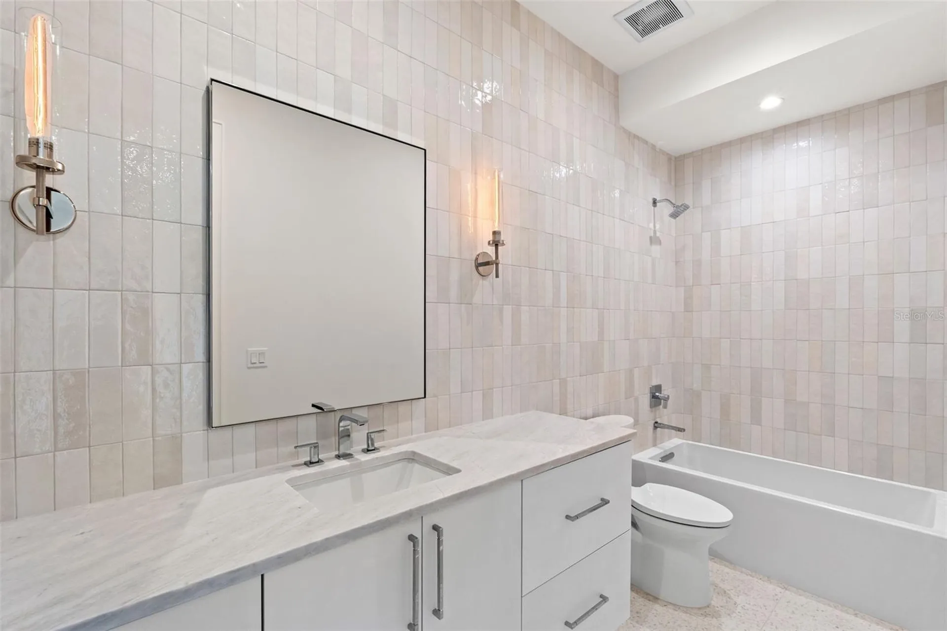 423 S Royal Poinciana Drive Tampa FL 33609