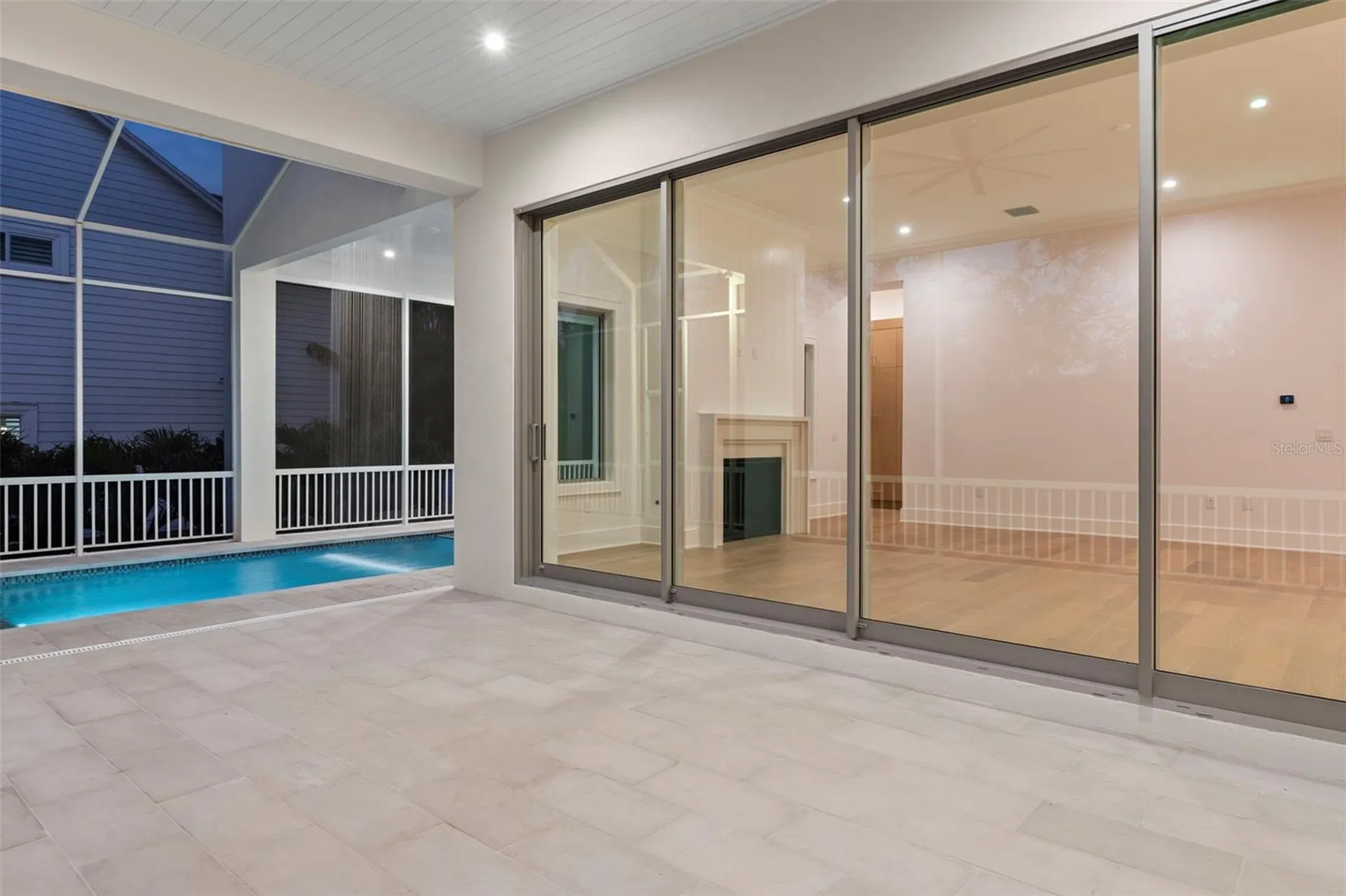 423 S Royal Poinciana Drive Tampa FL 33609