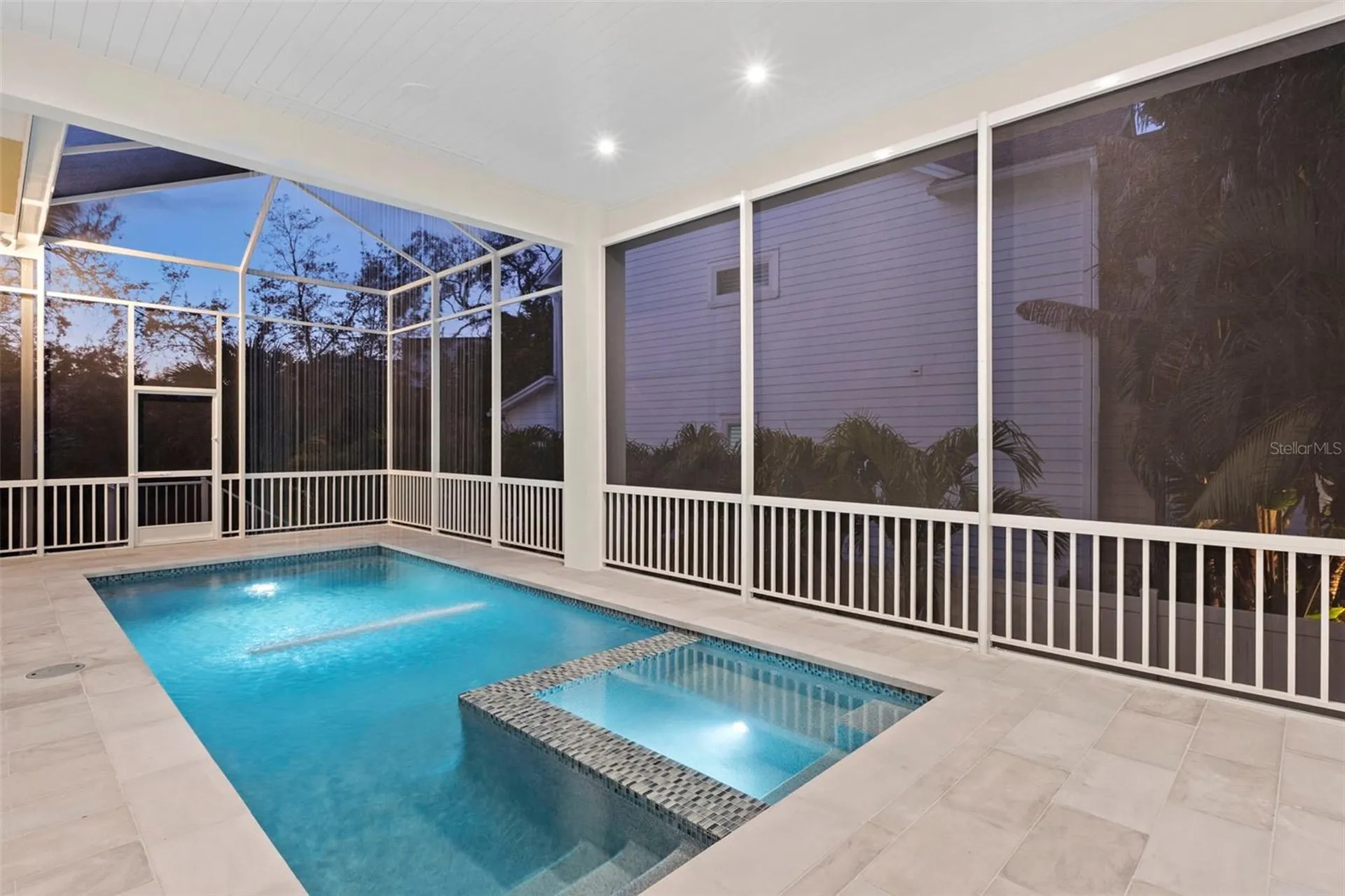 423 S Royal Poinciana Drive Tampa FL 33609