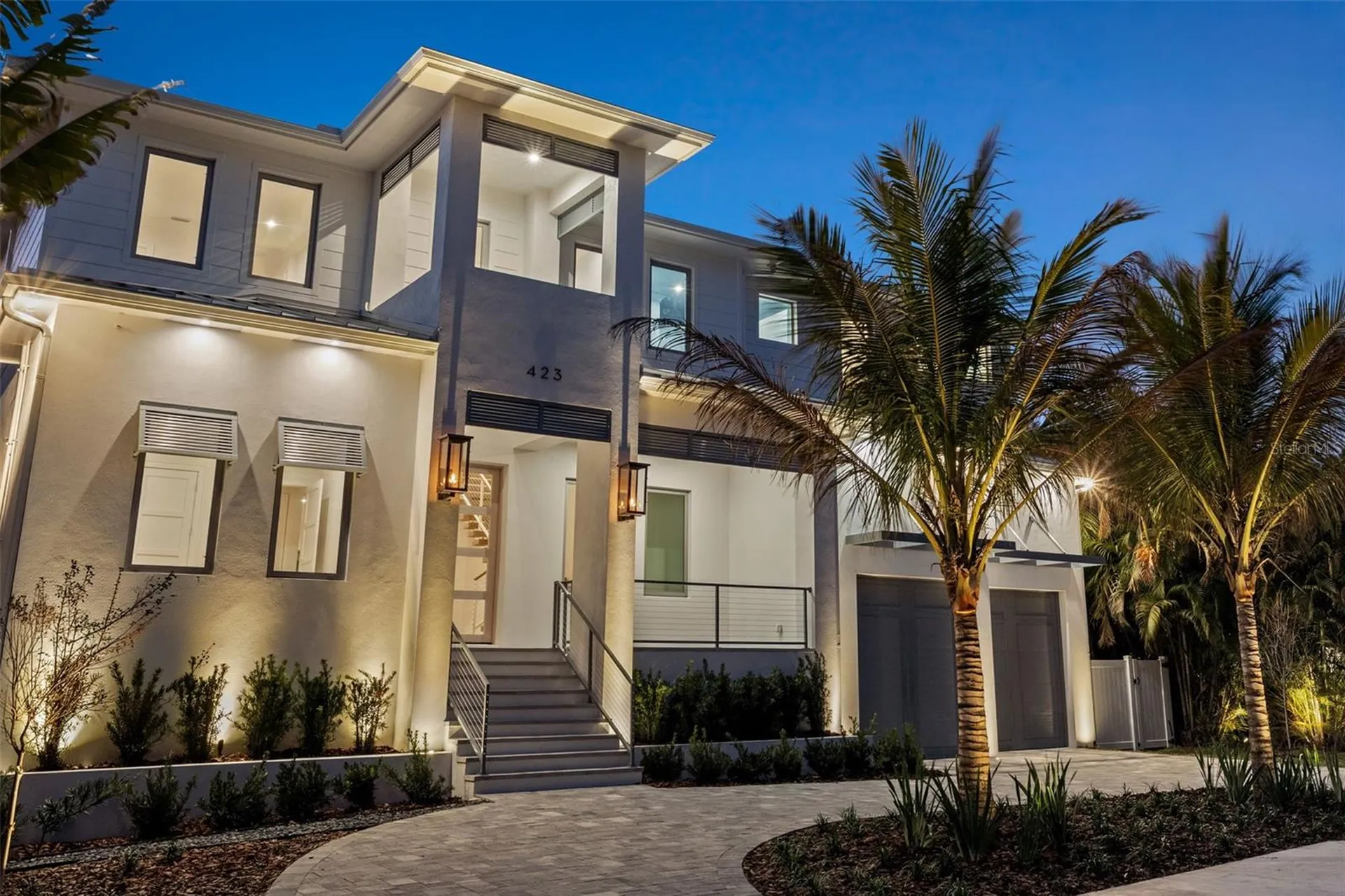 423 S Royal Poinciana Drive Tampa FL 33609