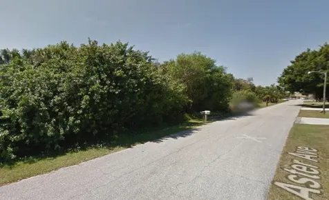 22453 Aster Avenue Punta Gorda FL 33980