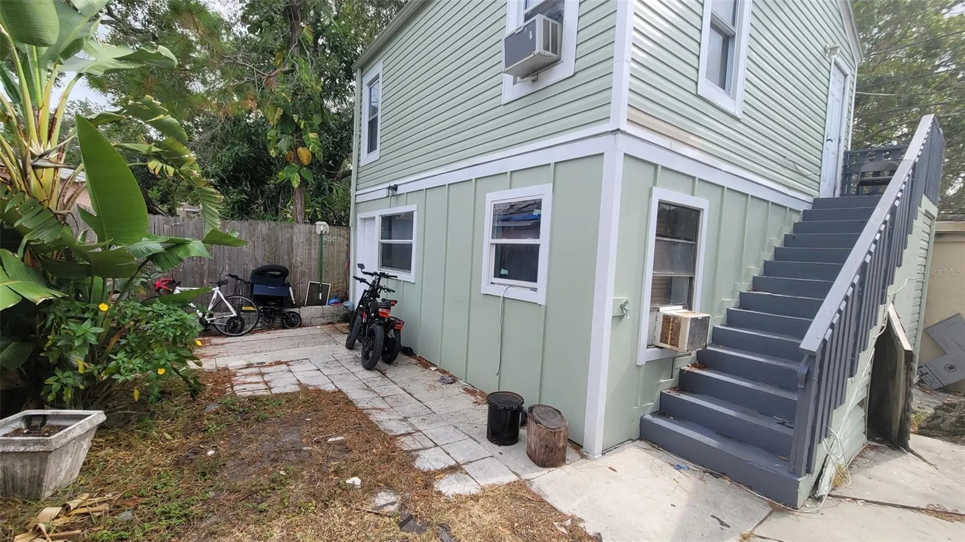 1453 Cleveland Street Clearwater FL 33755