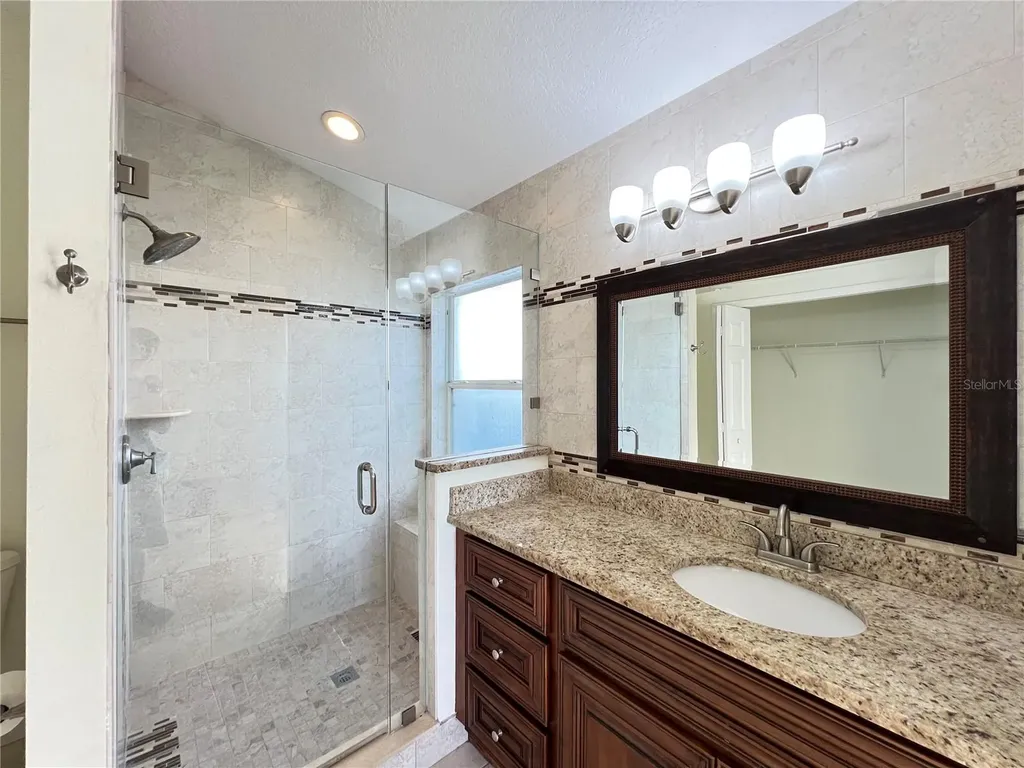 2859 Blooming Alamanda Loop Kissimmee FL 34747