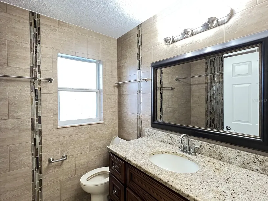 2859 Blooming Alamanda Loop Kissimmee FL 34747
