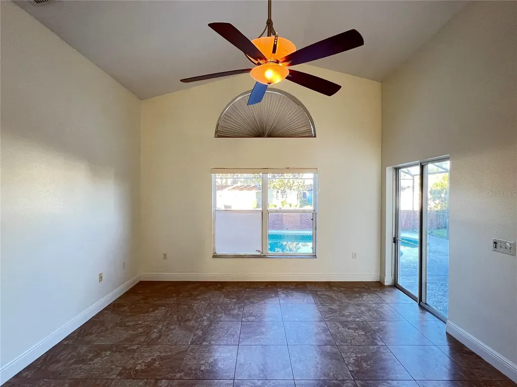 2859 Blooming Alamanda Loop Kissimmee FL 34747
