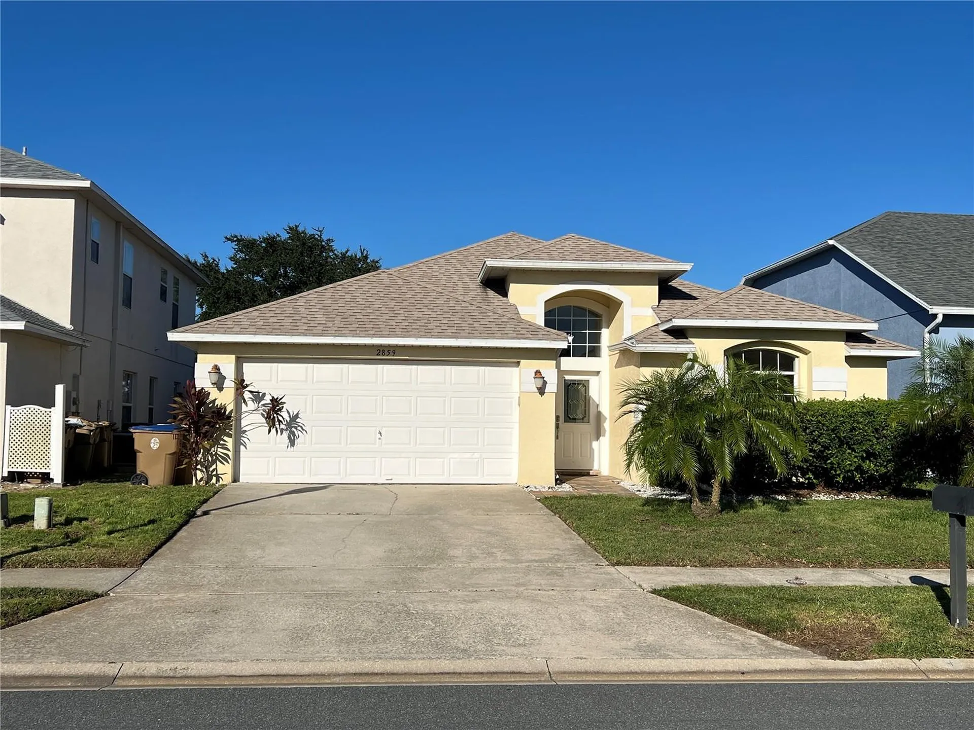 2859 Blooming Alamanda Loop Kissimmee FL 34747
