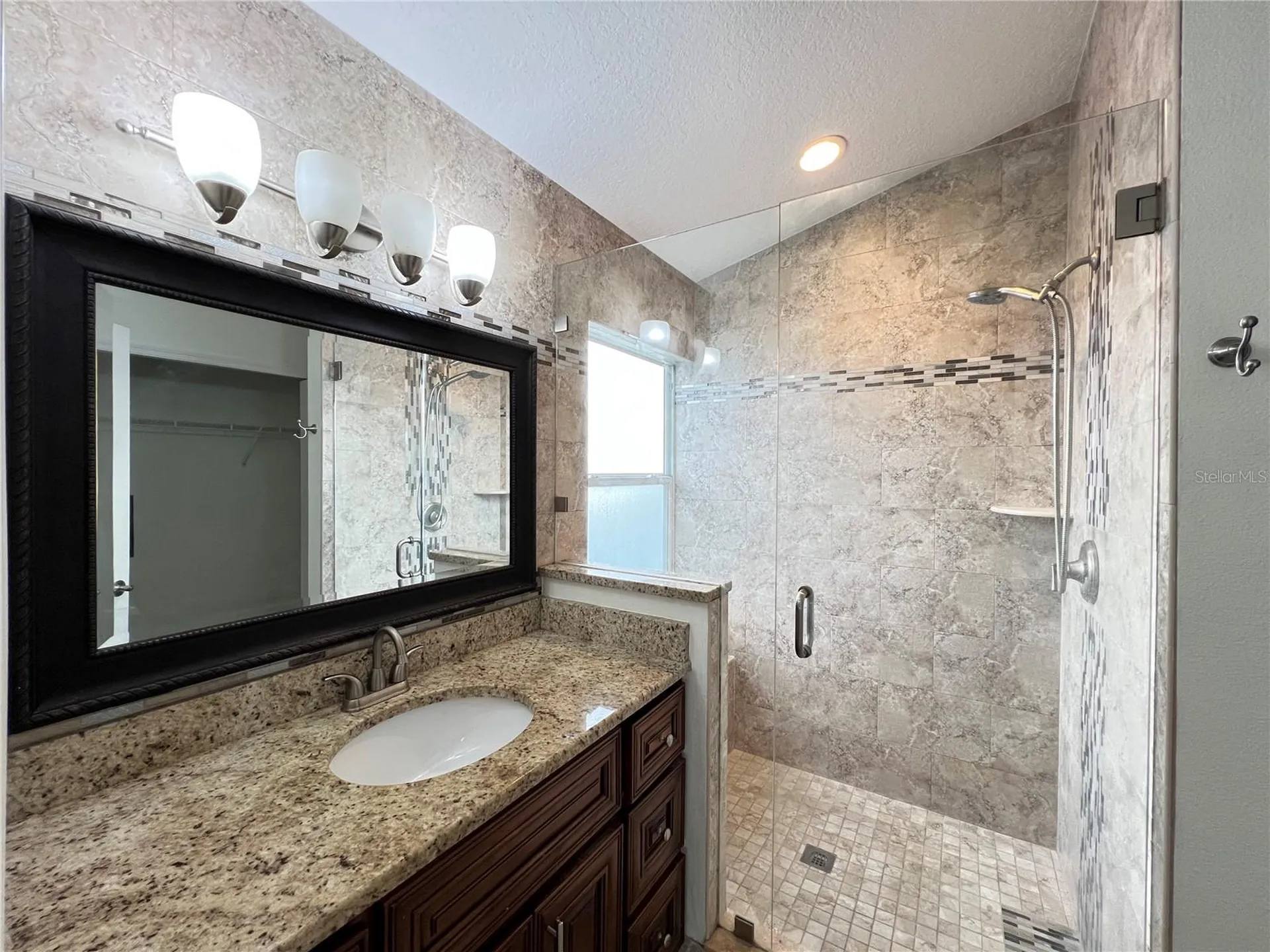 2859 Blooming Alamanda Loop Kissimmee FL 34747