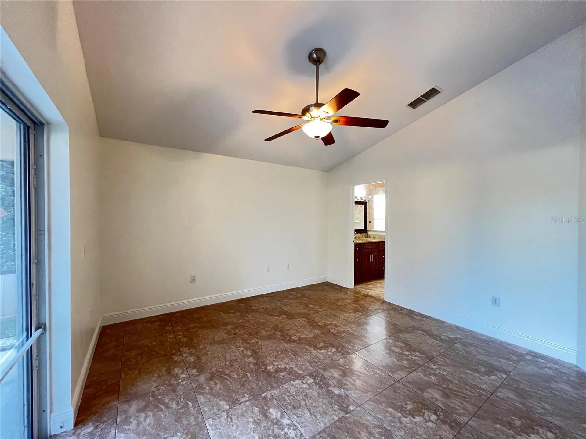 2859 Blooming Alamanda Loop Kissimmee FL 34747